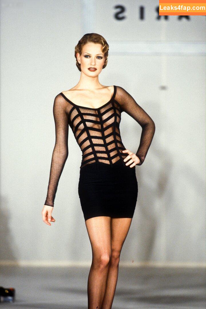 Karen Mulder /  leaked photo photo #0067