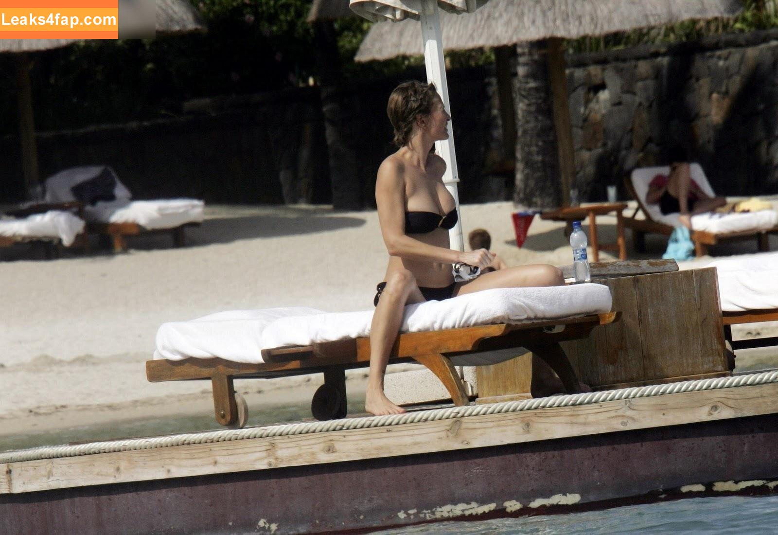 Karen Mulder /  leaked photo photo #0089