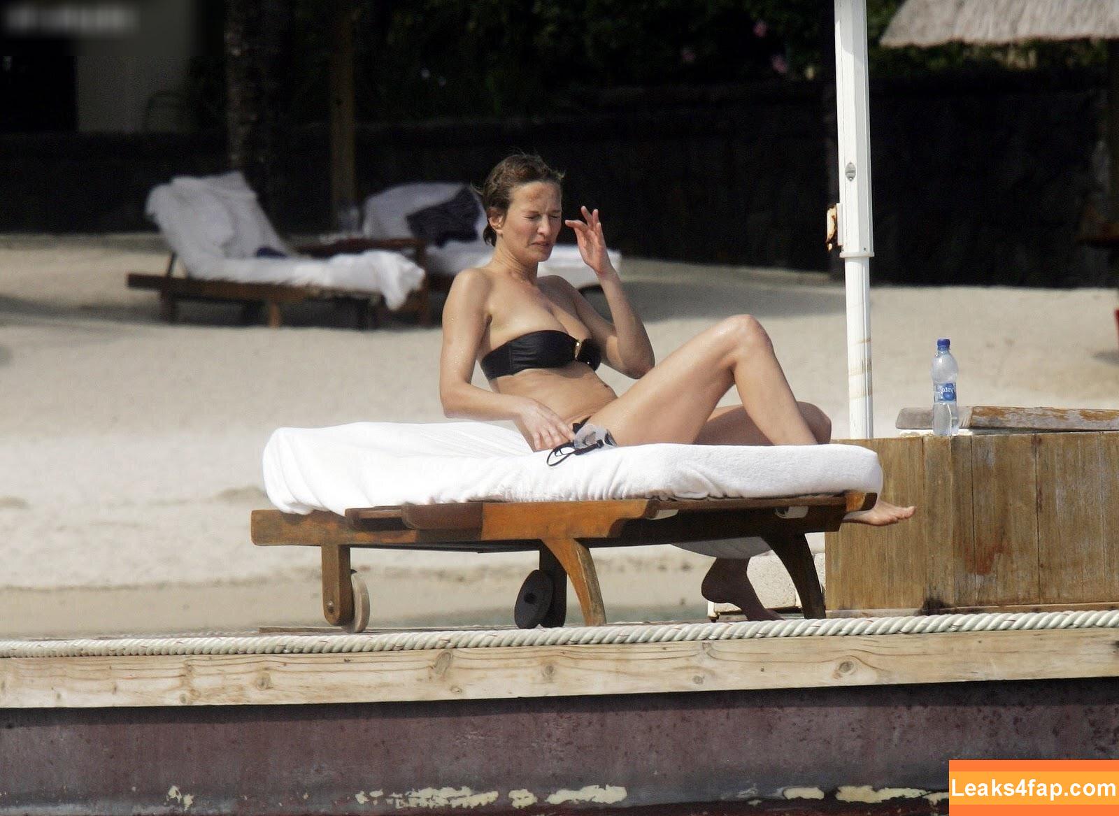 Karen Mulder /  leaked photo photo #0096