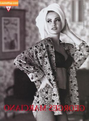 Karen Mulder photo #0024