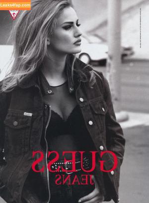 Karen Mulder photo #0026