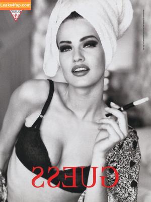 Karen Mulder photo #0027