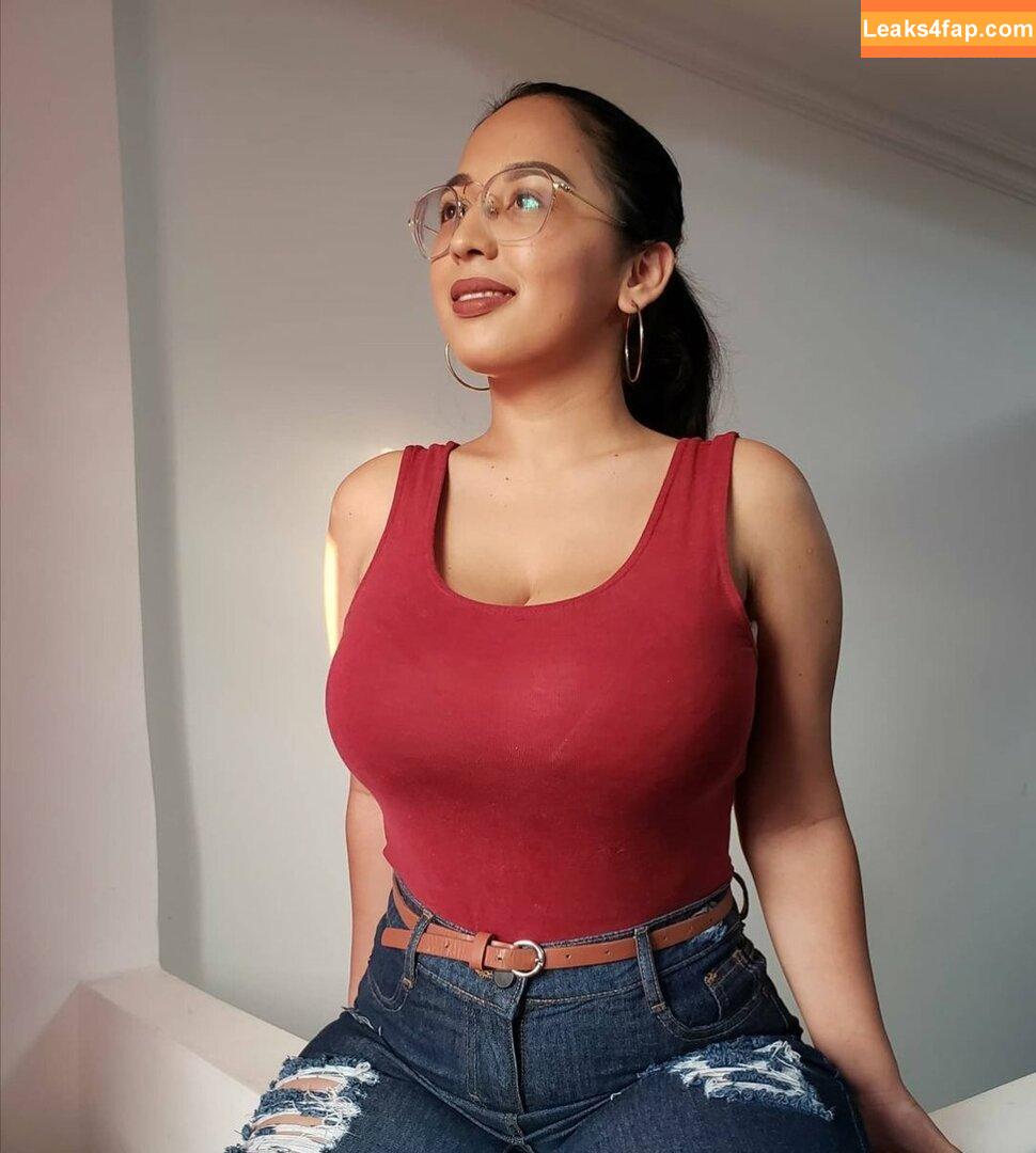 Karen Pinargote Torres / karenpinargot19 / karenpinargote / marilynptorres leaked photo photo #0107