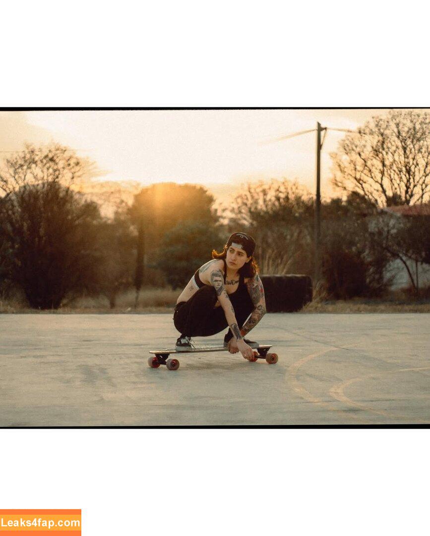 Karenzio / karenzio_ leaked photo photo #0159