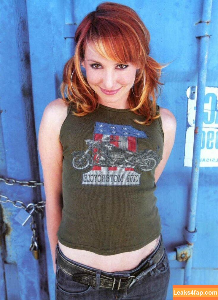 Kari Byron / KariByron / starbyron0 / therealkaribyron leaked photo photo #0055