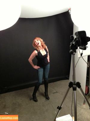 Kari Byron photo #0057