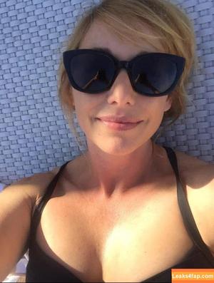 Kari Byron photo #0133