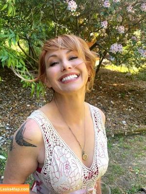 Kari Byron photo #0138