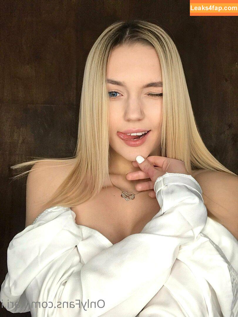Kari.i leaked photo photo #0056