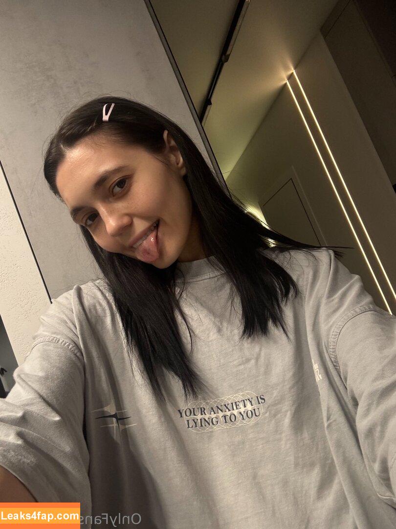 Kari.i leaked photo photo #0505