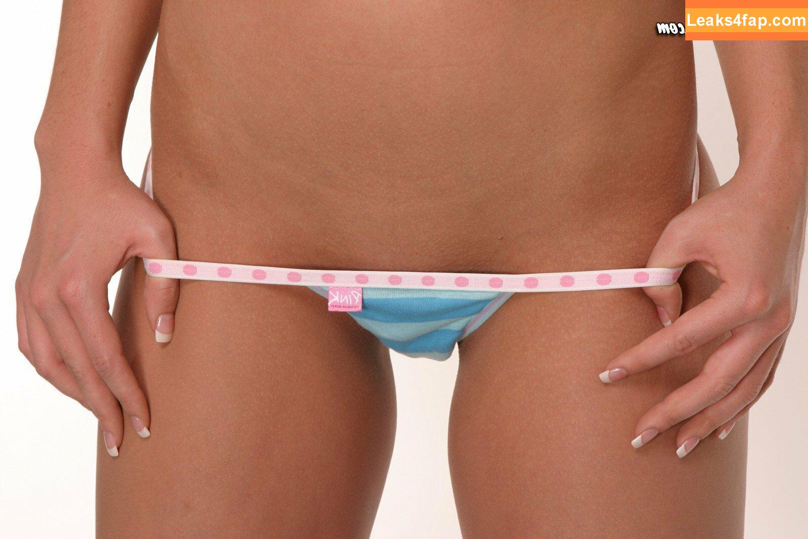 Kari Sweets / karis.sweets leaked photo photo #0431