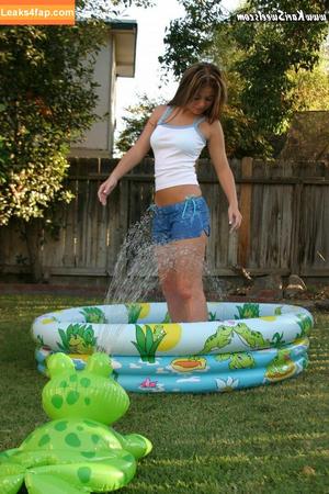 Kari Sweets photo #0361