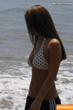 Kari Sweets photo #0458