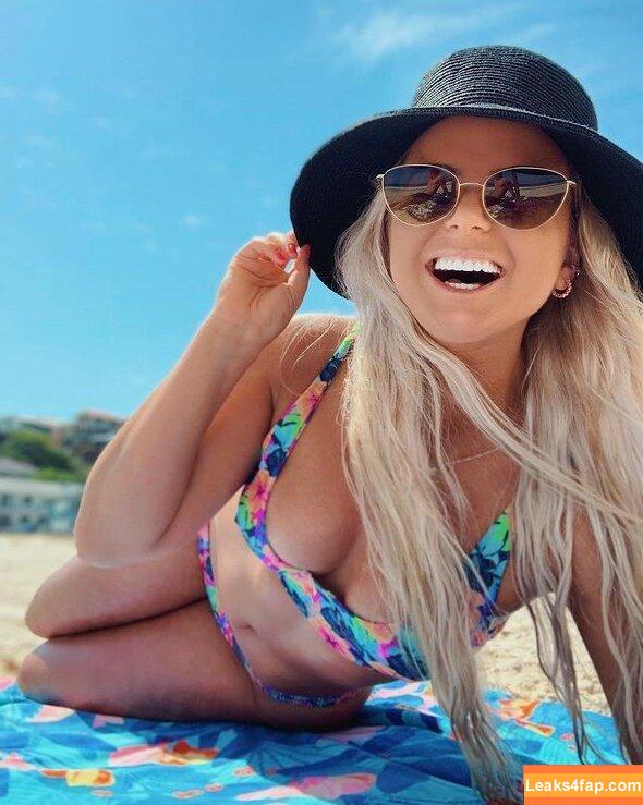 Karina Irby / karinairby слитое фото фото #0337