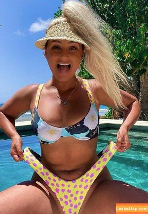 Karina Irby фото #0319