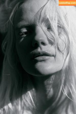 Karina Vasilishin фото #0012