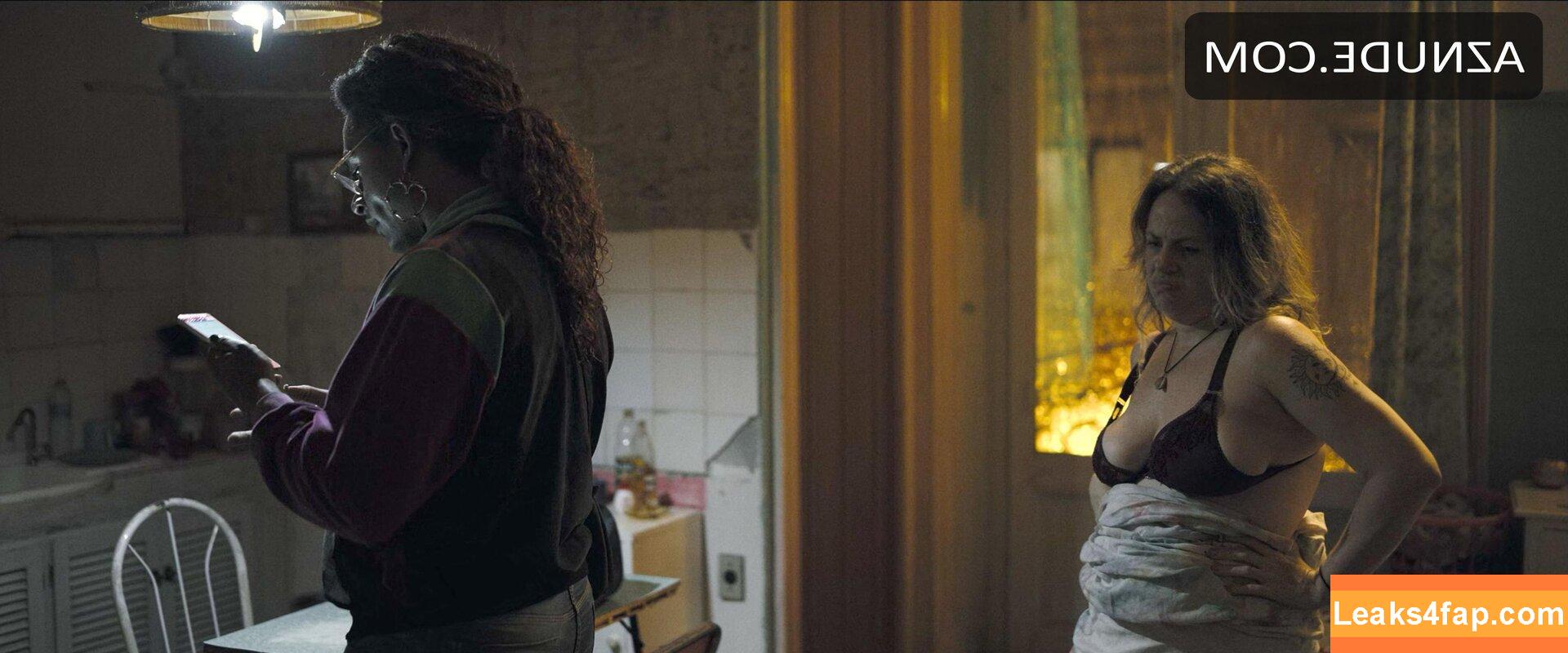 Karine Teles /  leaked photo photo #0004