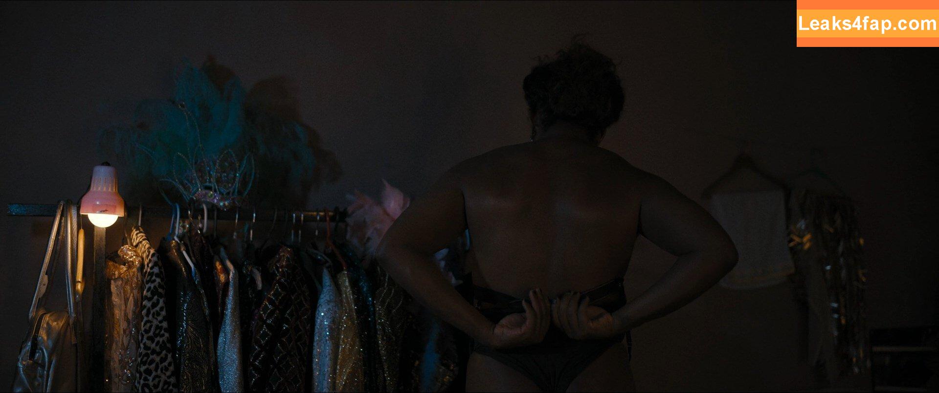 Karine Teles /  leaked photo photo #0006