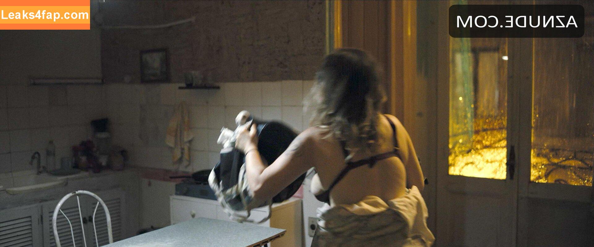 Karine Teles /  leaked photo photo #0008