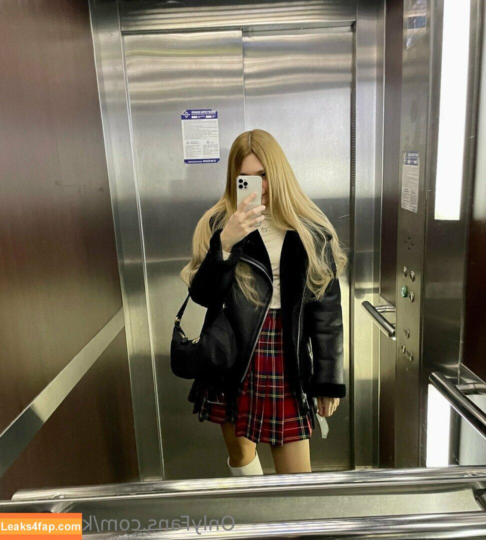 karisha.x / karisa.x leaked photo photo #0073