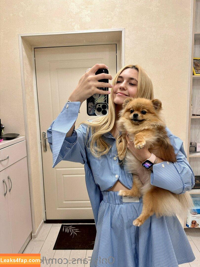 karisha.x / karnex.x leaked photo photo #0096