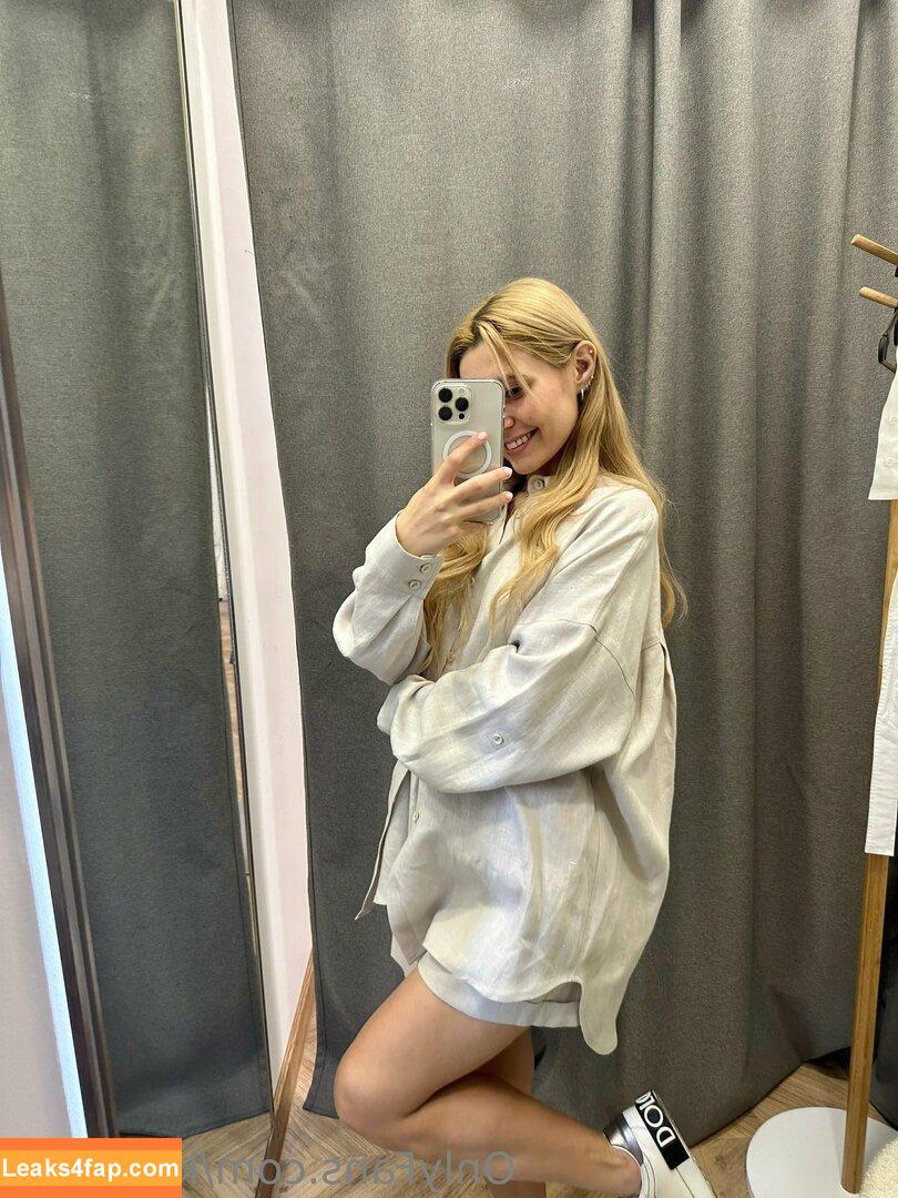 karisha.x / karnex.x leaked photo photo #0150