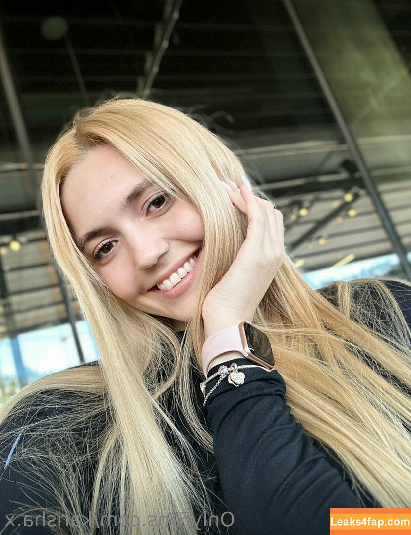 karisha.x / karnex.x leaked photo photo #0163