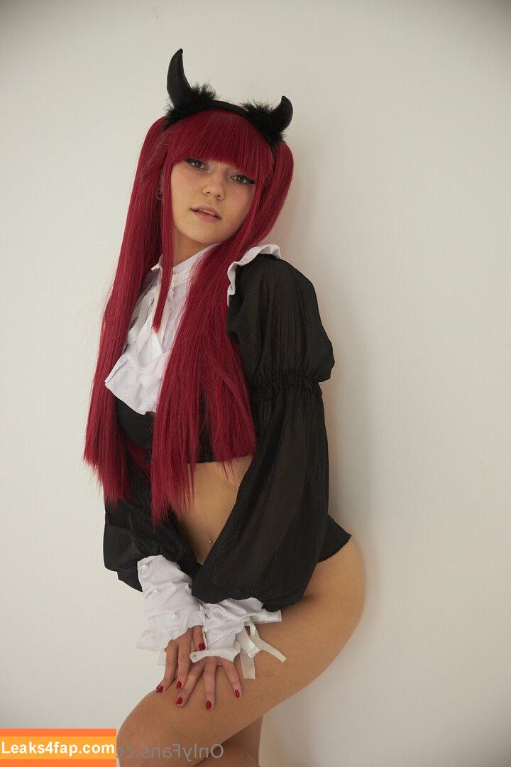 karisha.x / karnex.x leaked photo photo #0434