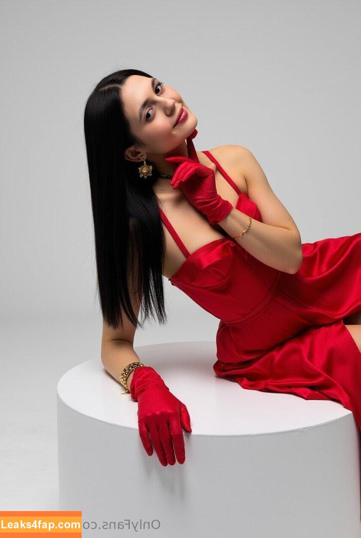 karisha.x / karisa.x leaked photo photo #0451