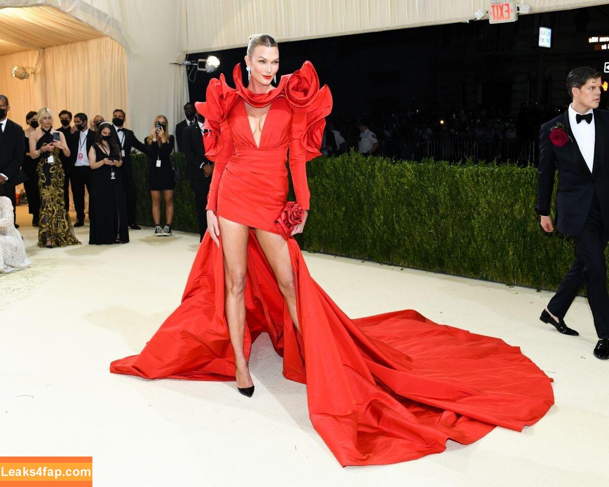 Karlie Kloss / karliekloss leaked photo photo #0369