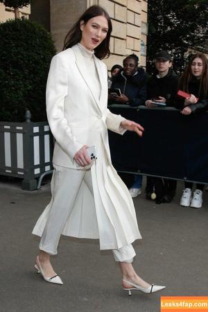 Karlie Kloss photo #0045
