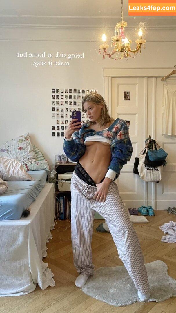 Karlotta Emilie Henke / karlotta.emilie leaked photo photo #0030