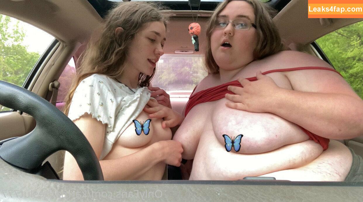 karmatheslut777 /  leaked photo photo #0001