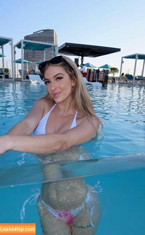 Karmen Petrovic photo #0324