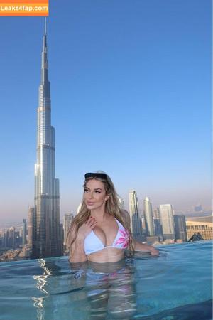 Karmen Petrovic photo #0326