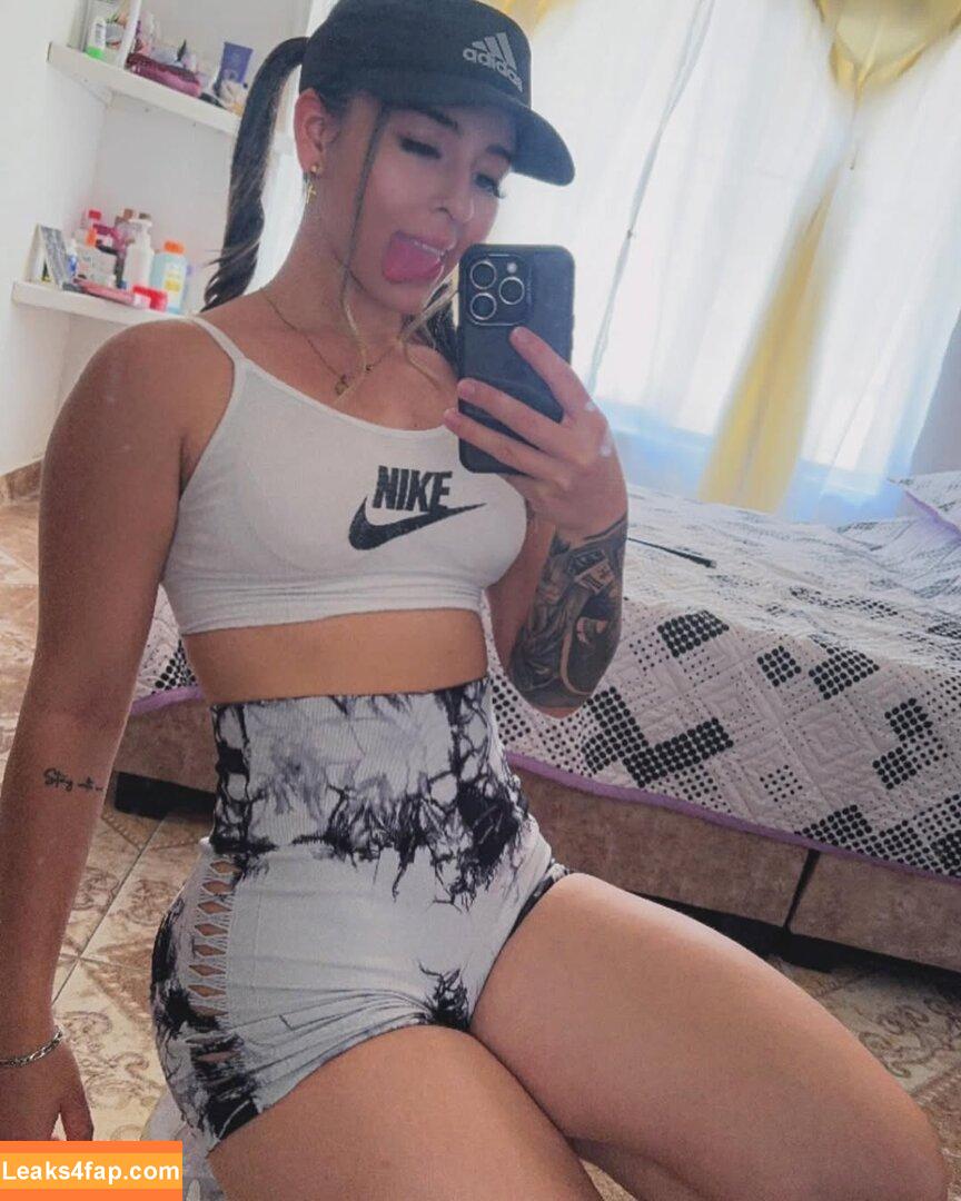Karol Matos /  leaked photo photo #0005