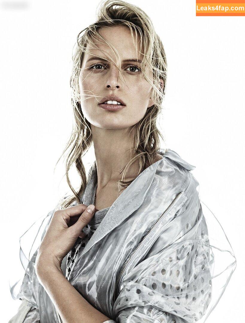 Karolína Kurková / karolinakurkova leaked photo photo #0192