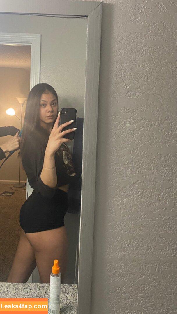 Karrahbooo leaked photo photo #0005