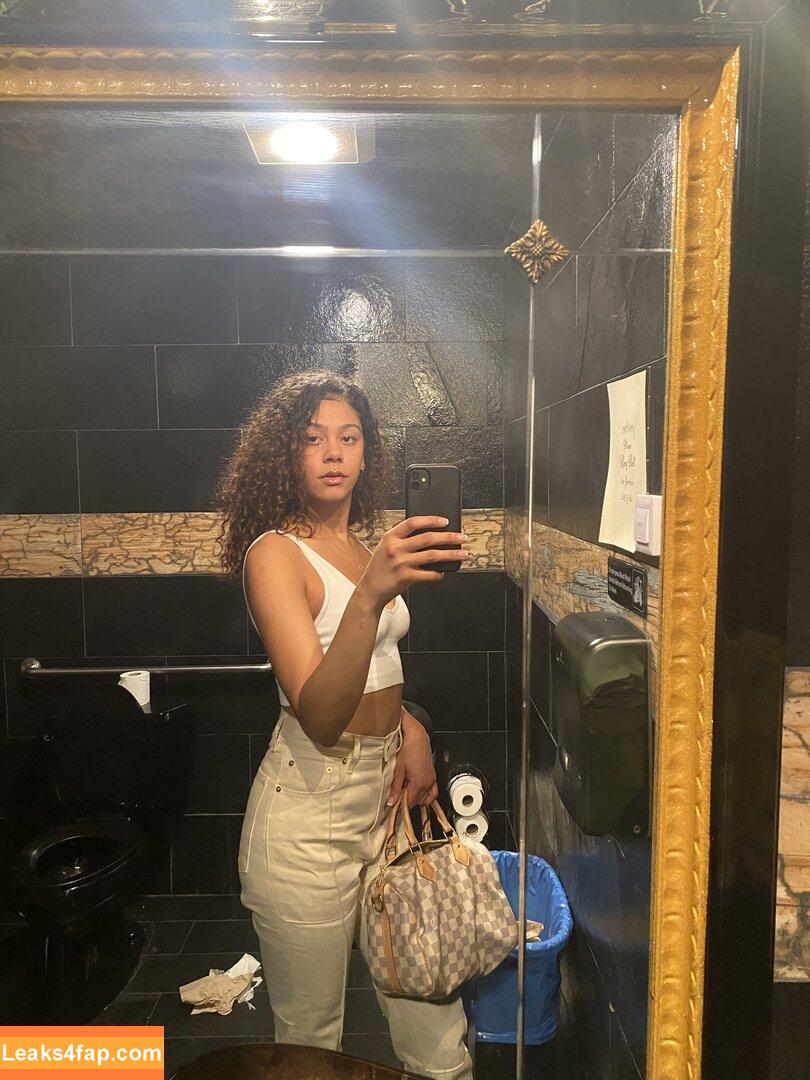 Karrahbooo leaked photo photo #0008