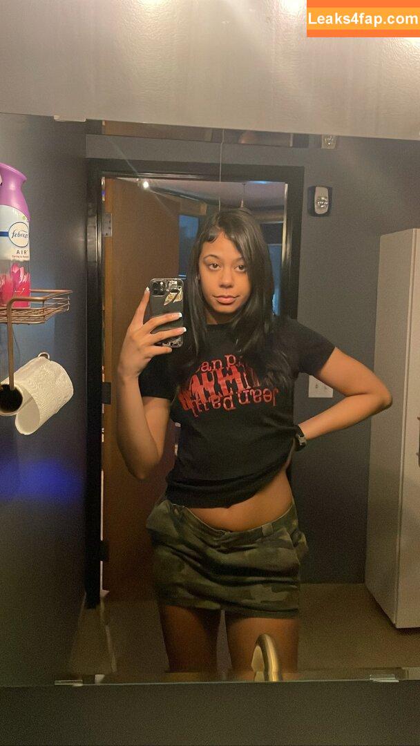 Karrahbooo leaked photo photo #0016