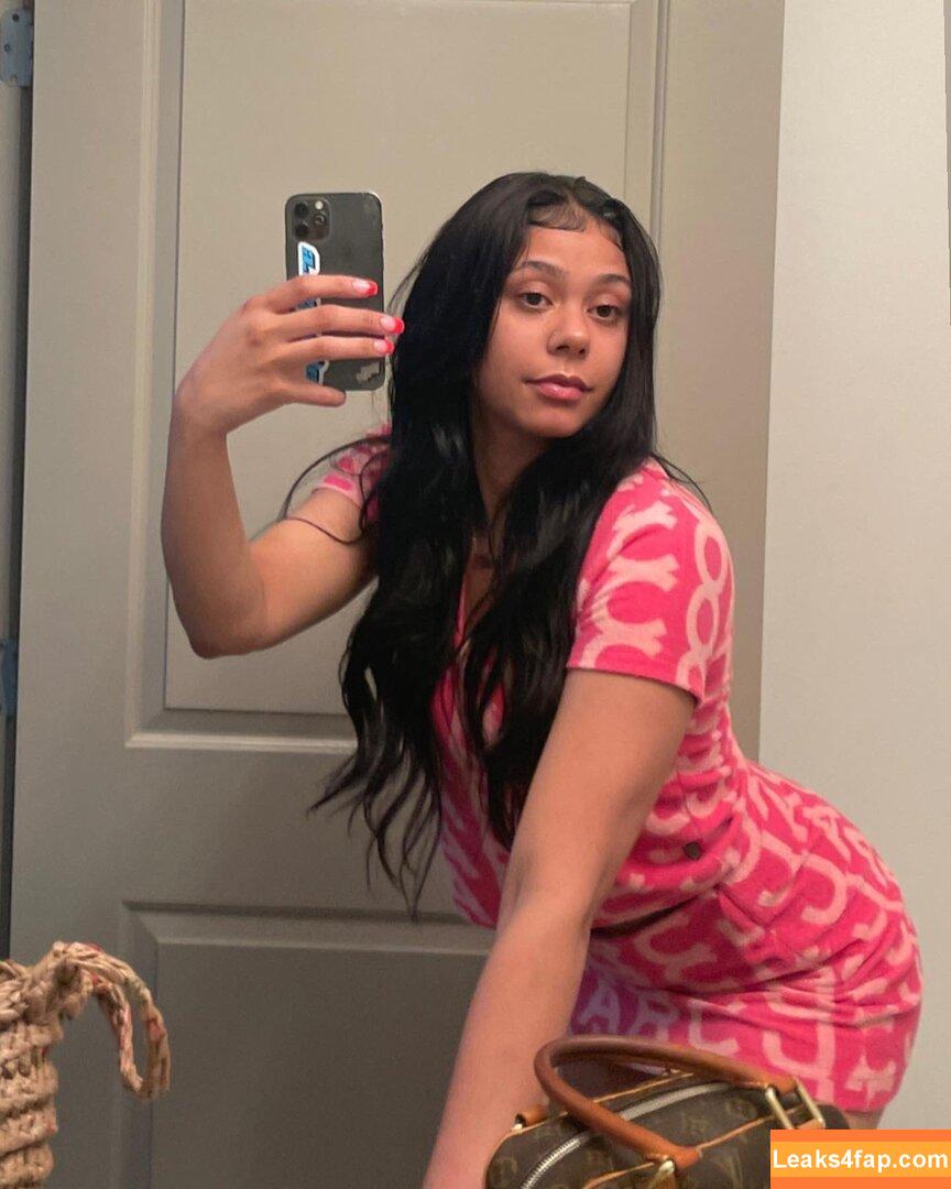 Karrahbooo leaked photo photo #0025