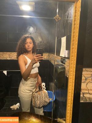 Karrahbooo photo #0007