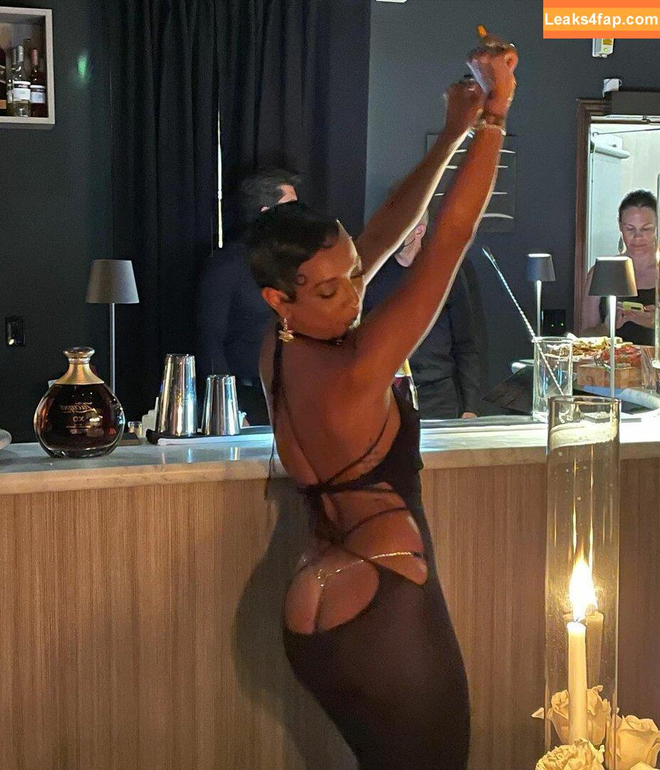 Karrueche leaked photo photo #0021