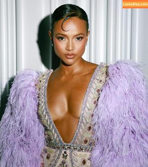 Karrueche photo #0014