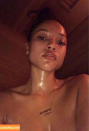 Karrueche photo #0227