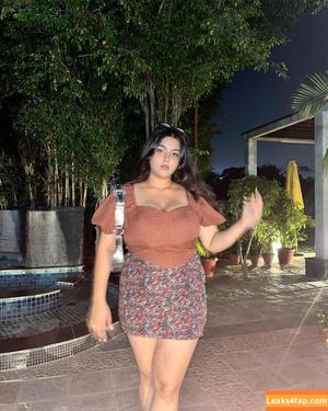 Kashish Mahajan фото #0003