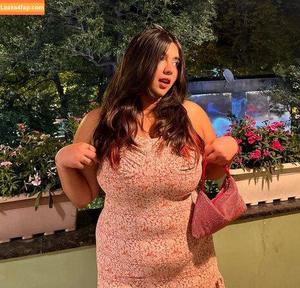 Kashish Mahajan фото #0011