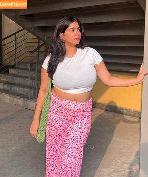 Kashish Mahajan фото #0014