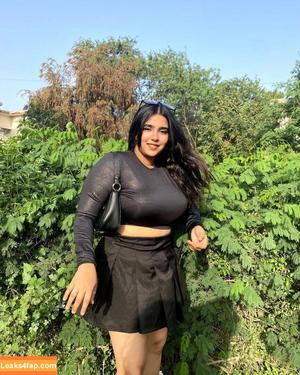 Kashish Mahajan фото #0017