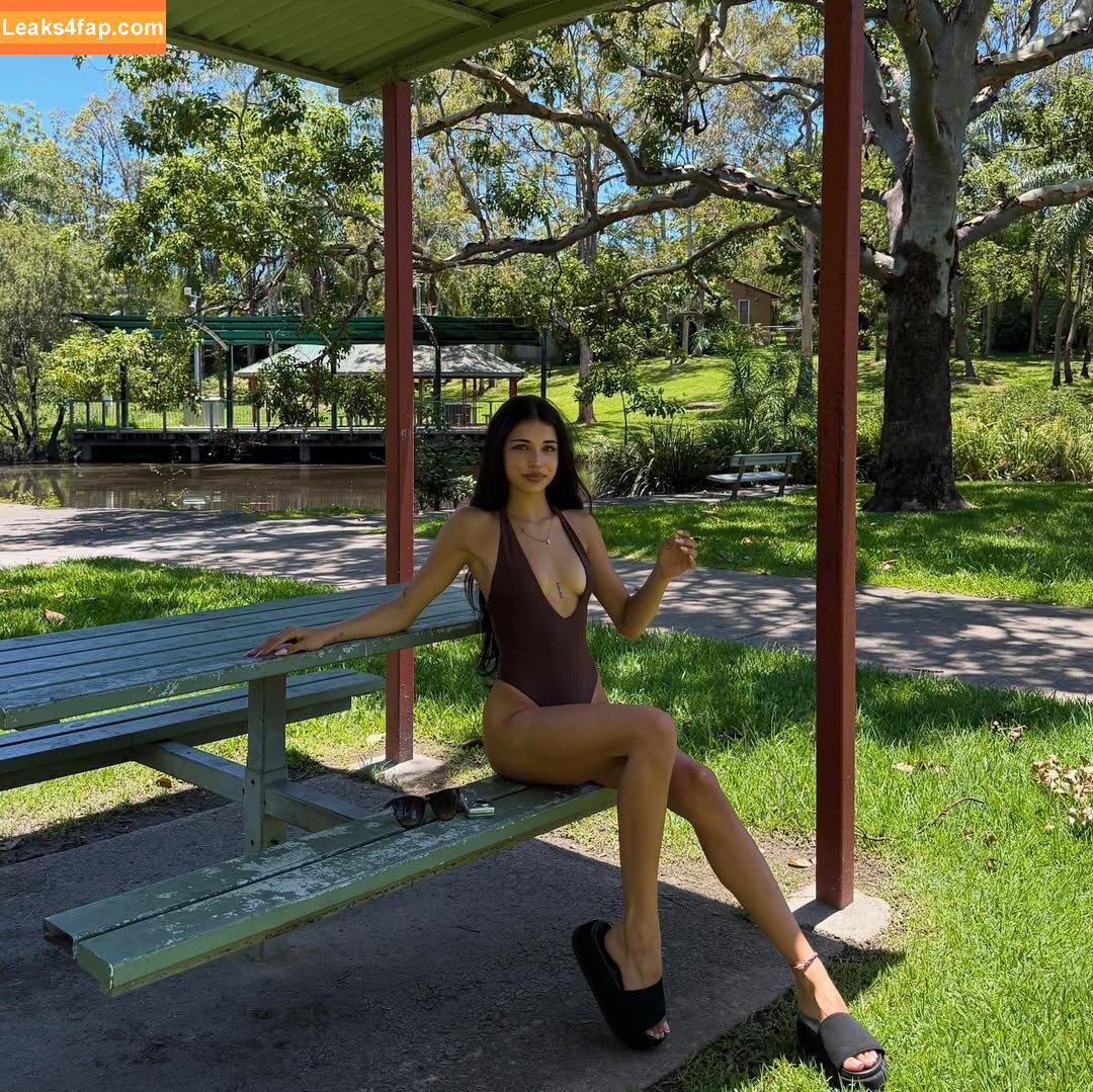 Kashya Thomas / kashyathomas слитое фото фото #0016